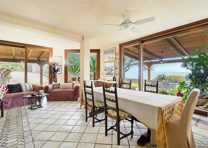 Piccolo Paradiso Villa *