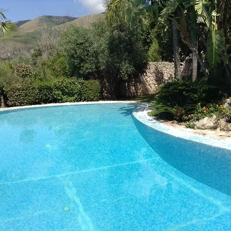 Piccolo Paradiso Villa *